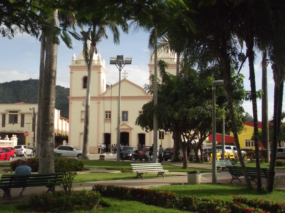 389063_606618042682476_1295450272_n