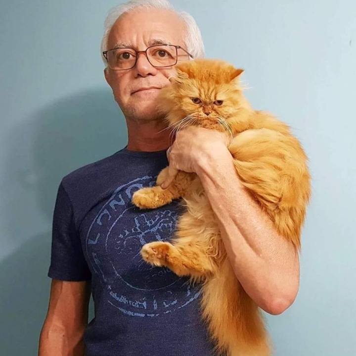 39043736_2104352756242481_404010501039718400_n